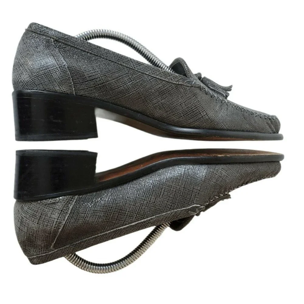Stuart Weitzman Gray Leather Square Toe Pumps‎ 6AAA Slip-On 90s Business Casual